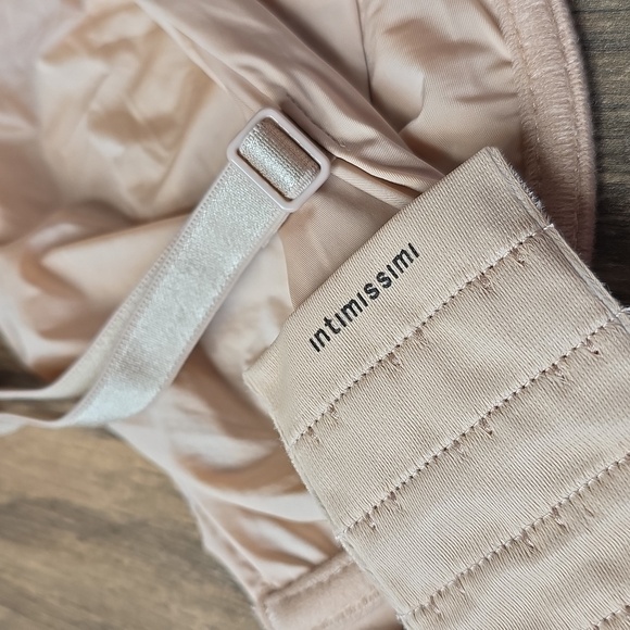 NWT Intimissimi “Serena” Ultralight Balconette—Imported, Not Sold in U.S. - Picture 5 of 5